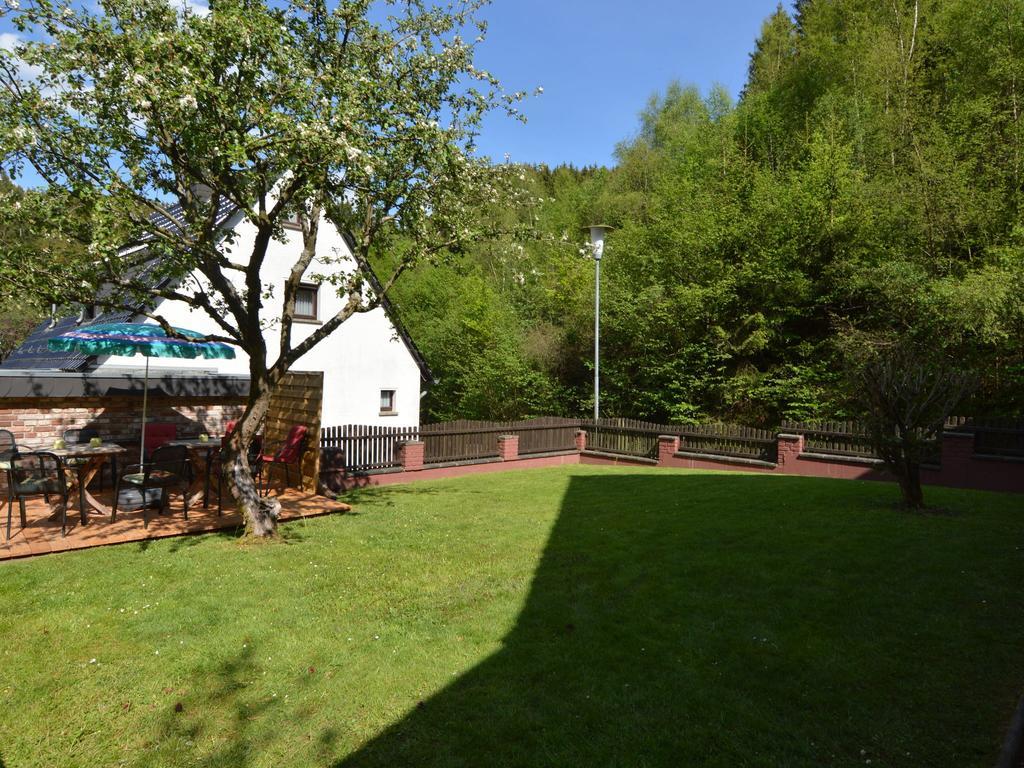 Holiday Home With Garden In Hellenthal Eifel Esterno foto